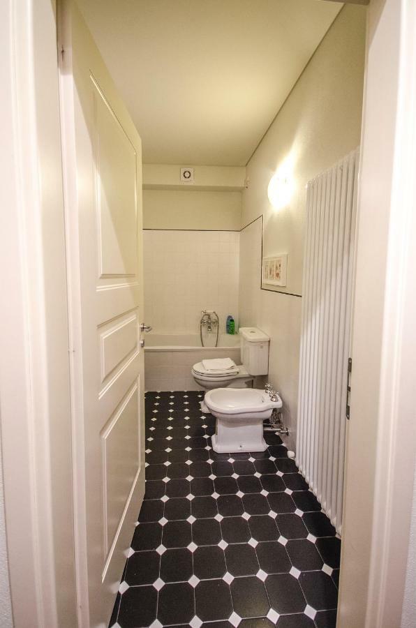 Azeglio Apartment, A Due Passi Da Piazza Maggiore ボローニャ エクステリア 写真