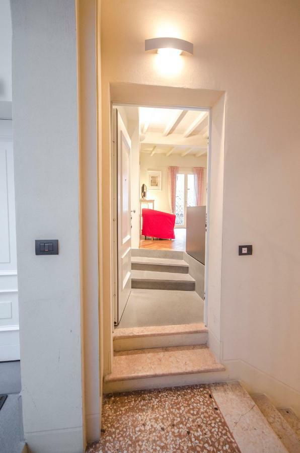 Azeglio Apartment, A Due Passi Da Piazza Maggiore ボローニャ エクステリア 写真