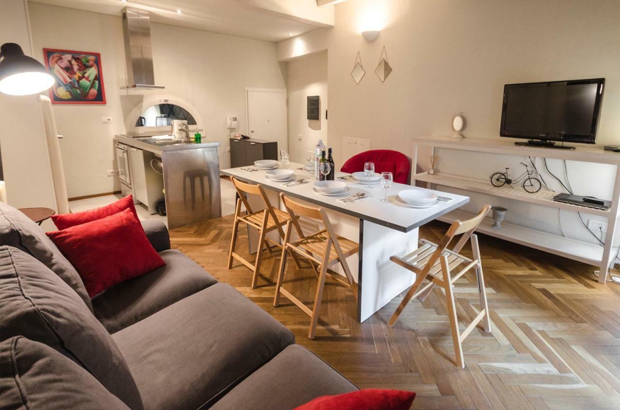 Azeglio Apartment, A Due Passi Da Piazza Maggiore ボローニャ エクステリア 写真